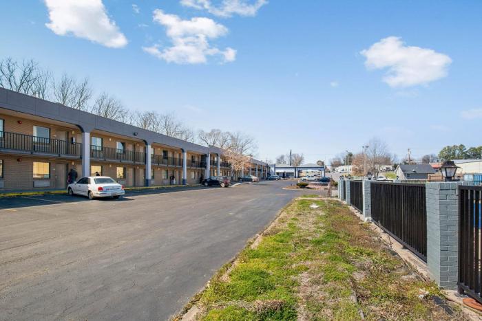 hotel o columbia downtown near i 65