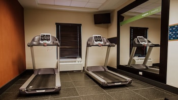 hampton inn by hilton torreon airport galerias