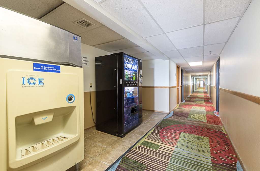 motel 6 kewanee il
