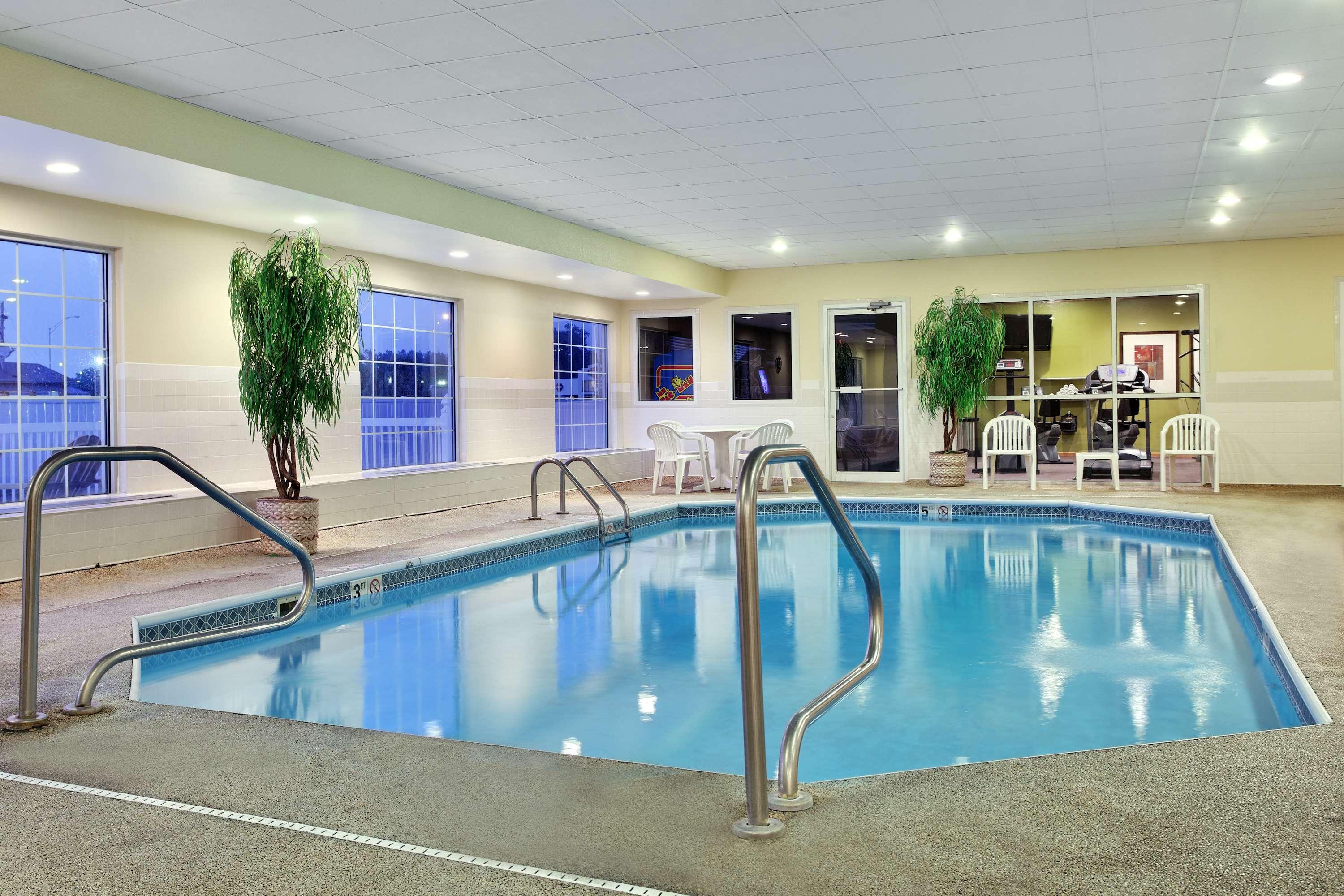 country inn and suites by radisson rock falls il