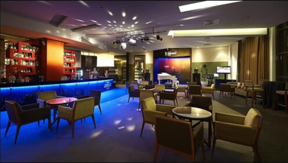 sunbow suites