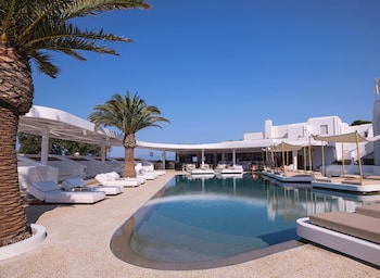 andronikos hotel adults only