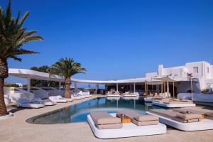 andronikos hotel adults only