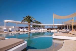 andronikos hotel adults only