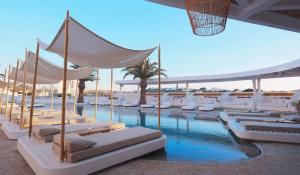 andronikos hotel adults only