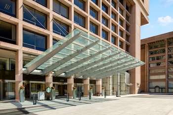hilton washington dc national mall the wharf
