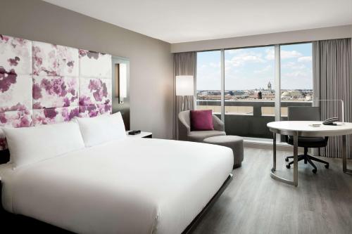 hilton washington dc national mall the wharf