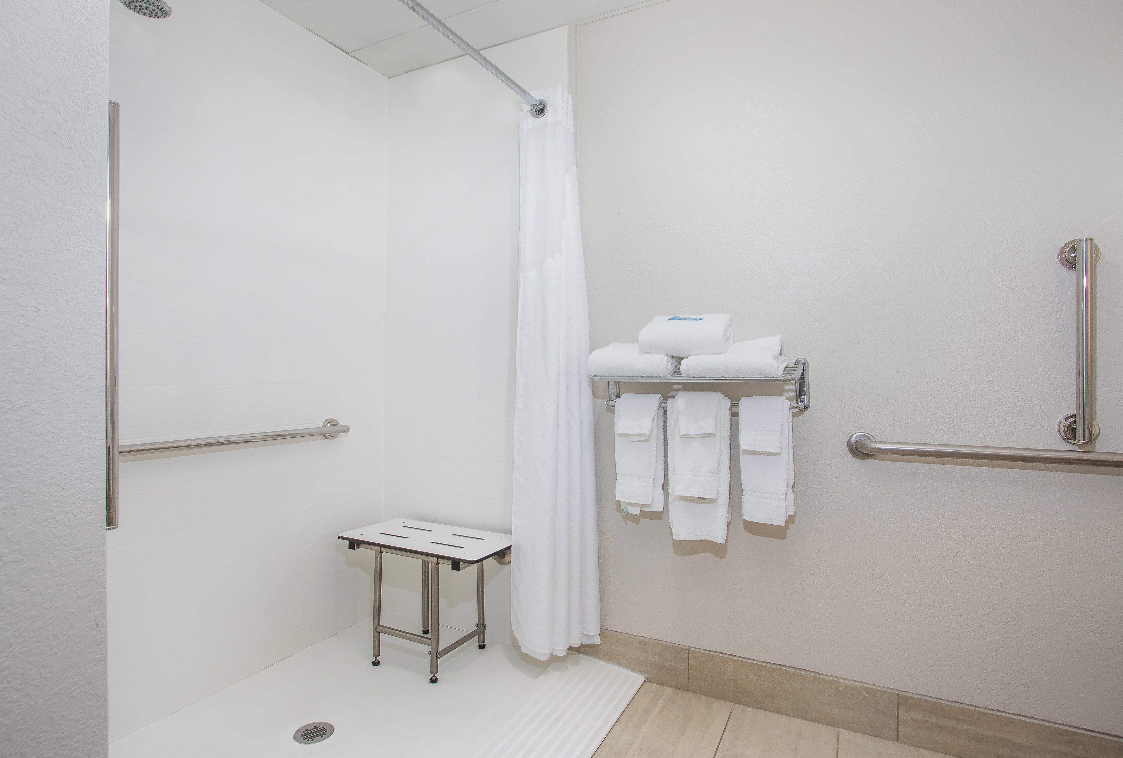 holiday inn express and suites alcoa knoxville airport by ihg
