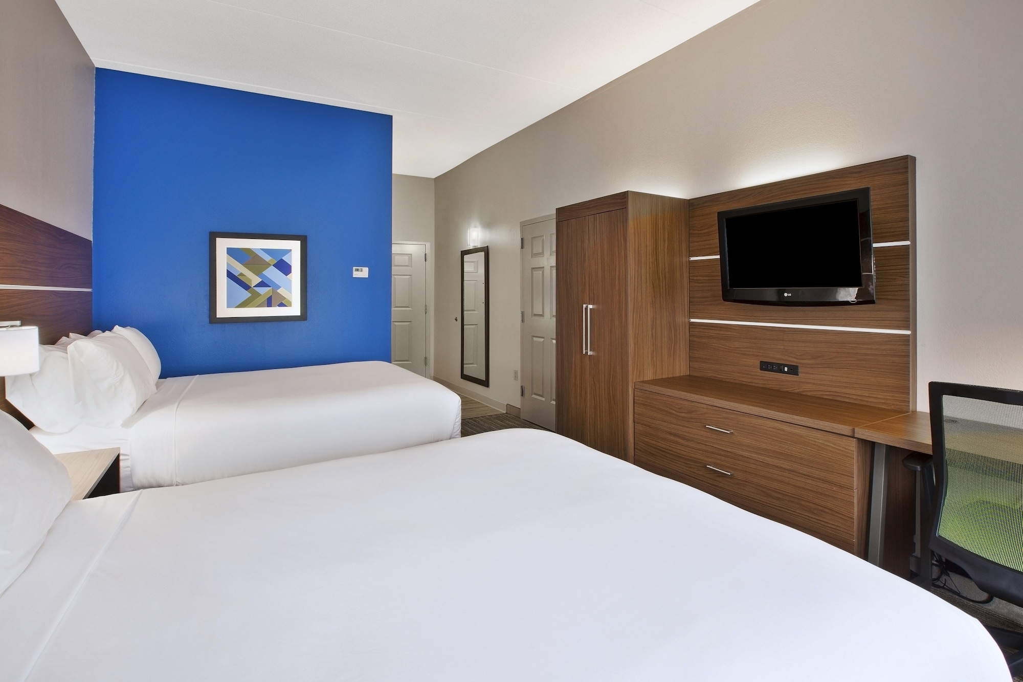 holiday inn express and suites alcoa knoxville airport by ihg