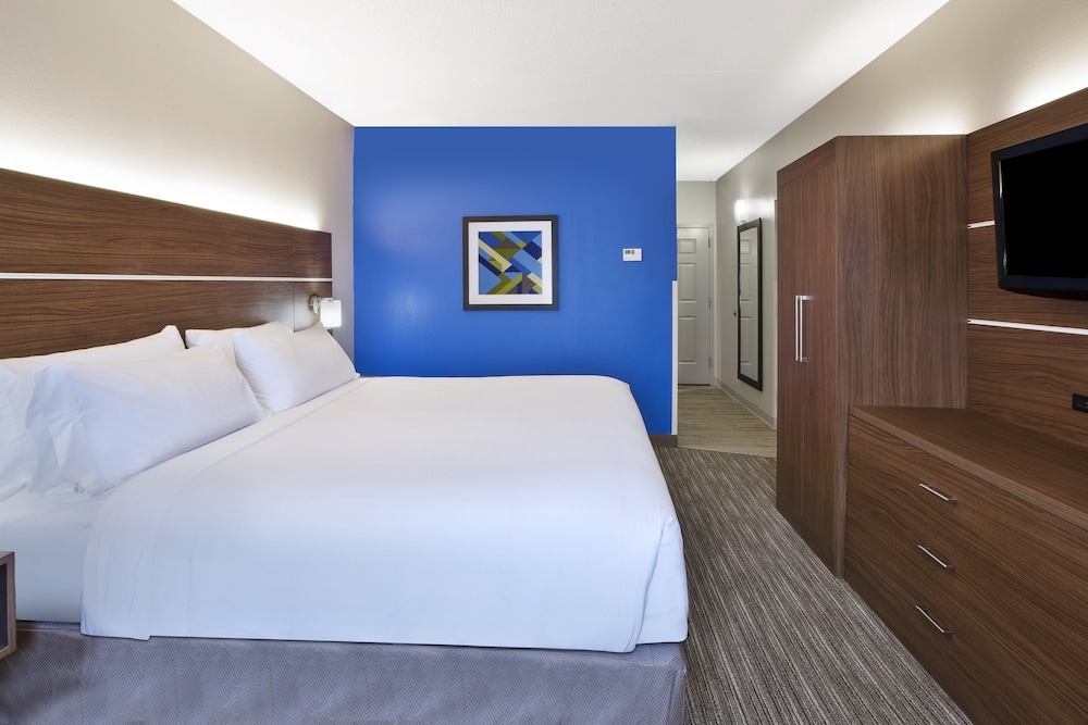 holiday inn express and suites alcoa knoxville airport by ihg