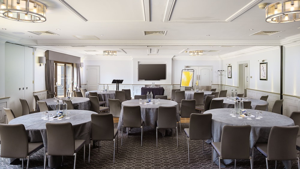voco oxford spires by ihg