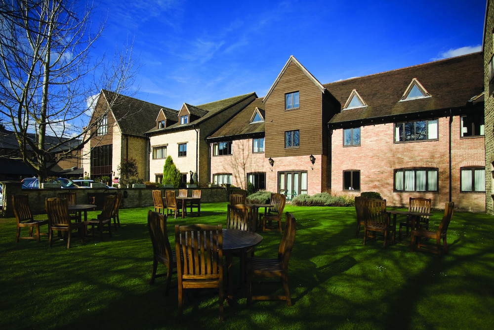 voco oxford spires by ihg