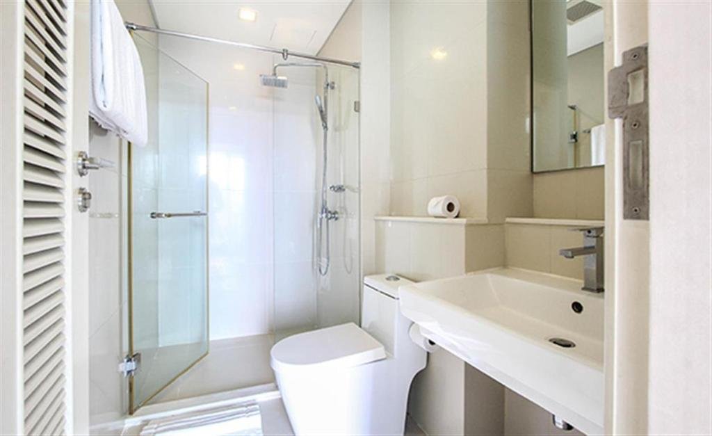 Ivy Thonglor 55,,4 star