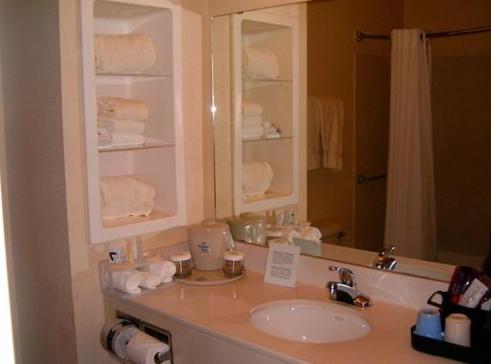 holiday inn express and suites plainview by ihg