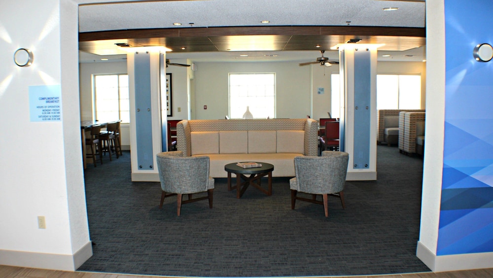 holiday inn express and suites plainview by ihg