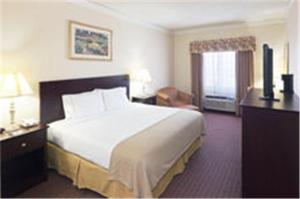 holiday inn express and suites plainview by ihg