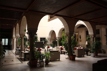 hotel borj dhiafa