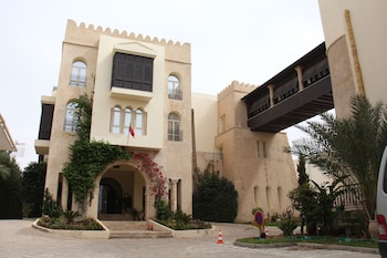 hotel borj dhiafa