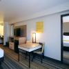 oxford suites spokane valley