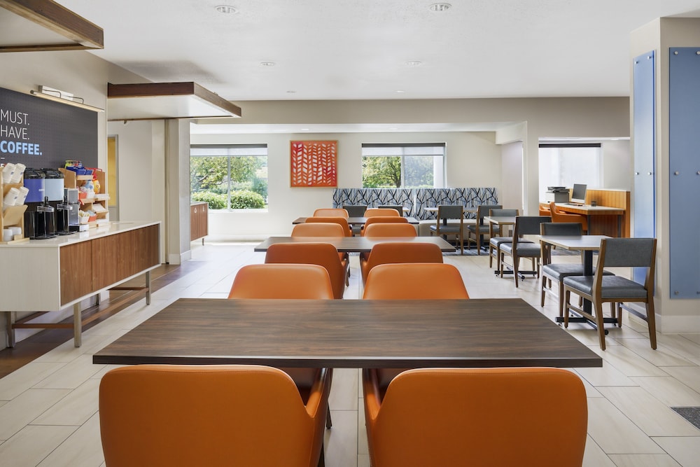 holiday inn express rochester ne irondequoit by ihg