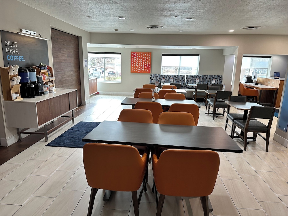 holiday inn express rochester ne irondequoit by ihg