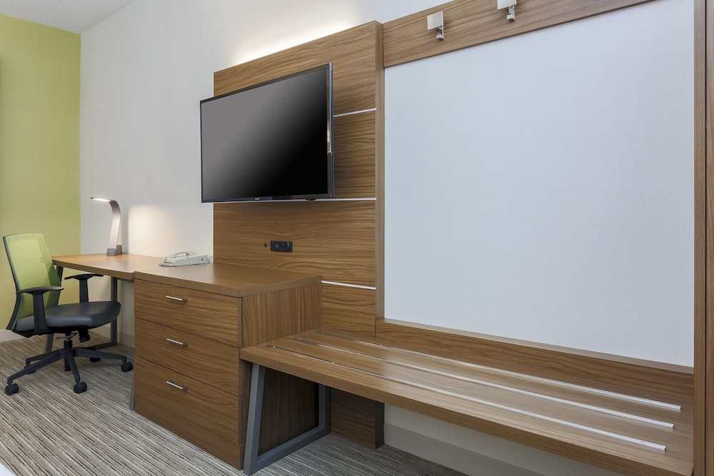 holiday inn express rochester ne irondequoit by ihg