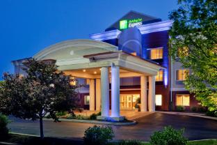 holiday inn express rochester ne irondequoit by ihg