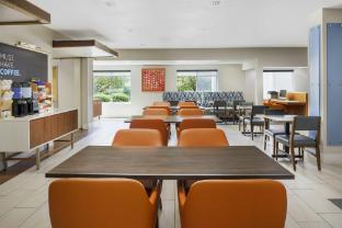 holiday inn express rochester ne irondequoit by ihg