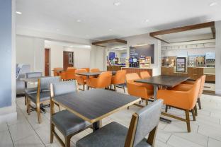 holiday inn express rochester ne irondequoit by ihg
