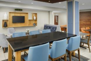 holiday inn express rochester ne irondequoit by ihg