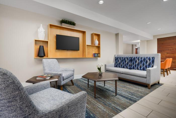 holiday inn express rochester ne irondequoit by ihg