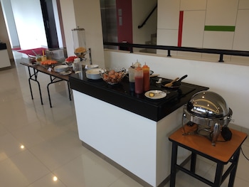 hotel amaris kuta bali