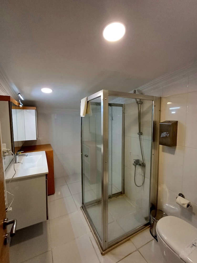 del puerto hotel aliaga