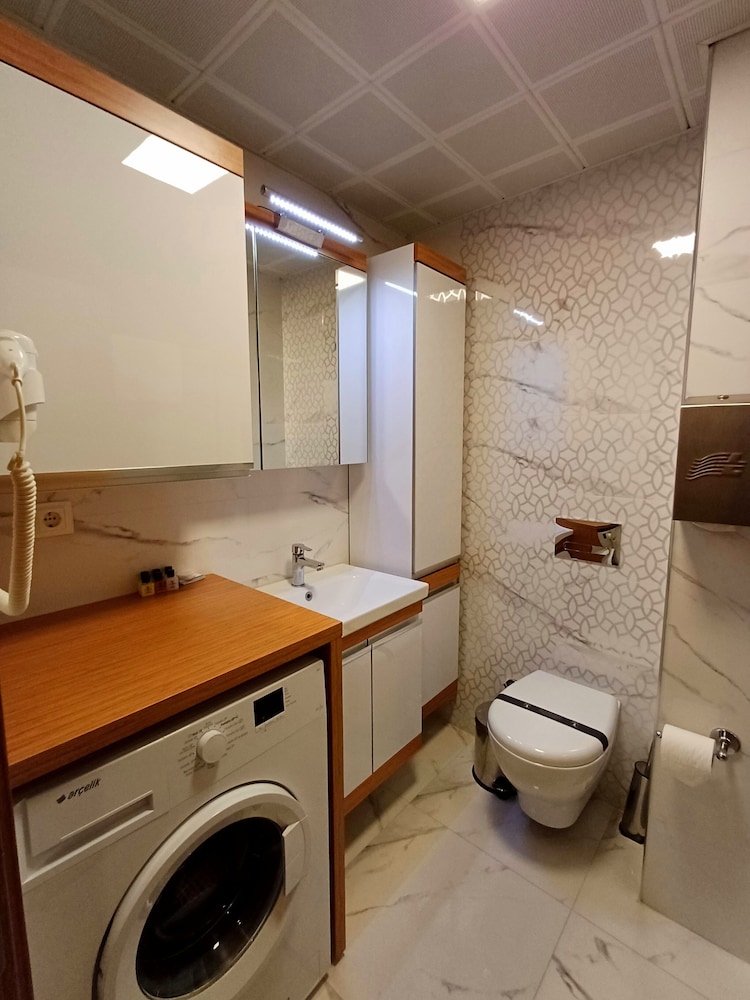 del puerto hotel aliaga