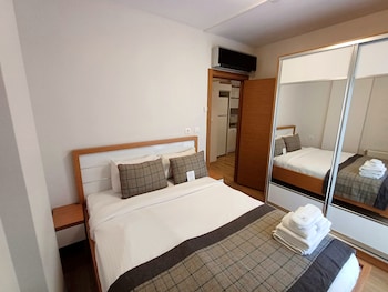 del puerto hotel aliaga