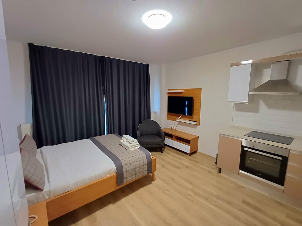 del puerto hotel aliaga