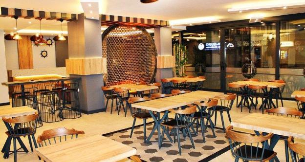 del puerto hotel aliaga