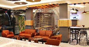 del puerto hotel aliaga