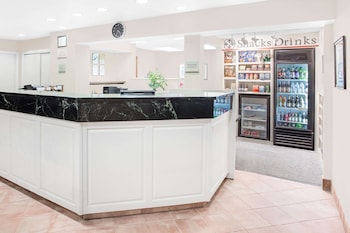 Hawthorn Extended Stay By Wyndham Green Bay,Green Bay>>Allouez,3 star