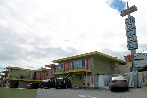 Fireside Inn Santa Cruz,Near Santa Cruz Beach Boardwalk,2 star