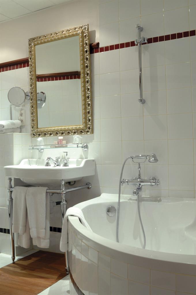 best western premier trocadero la tour