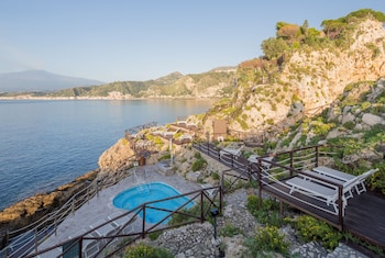 unahotels capotaormina