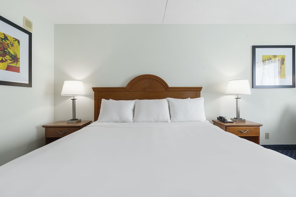 thousand hills condo resort