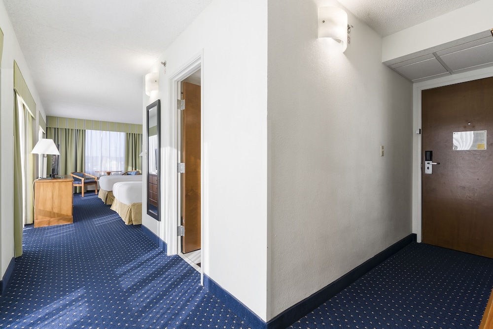 thousand hills condo resort