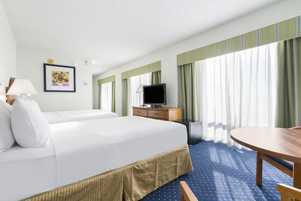 thousand hills condo resort