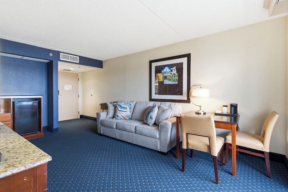 thousand hills condo resort