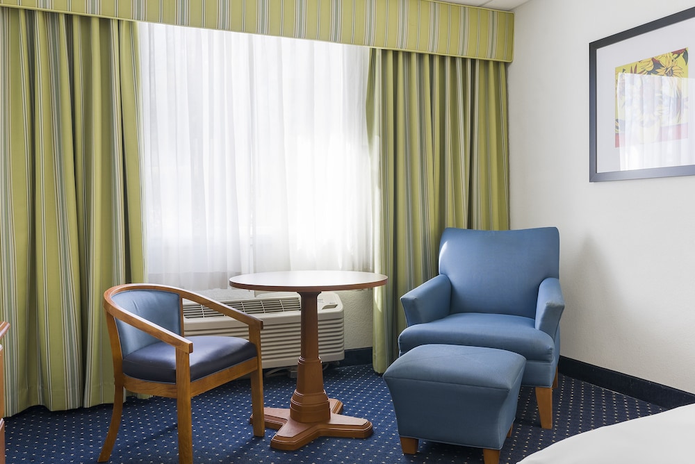 thousand hills condo resort