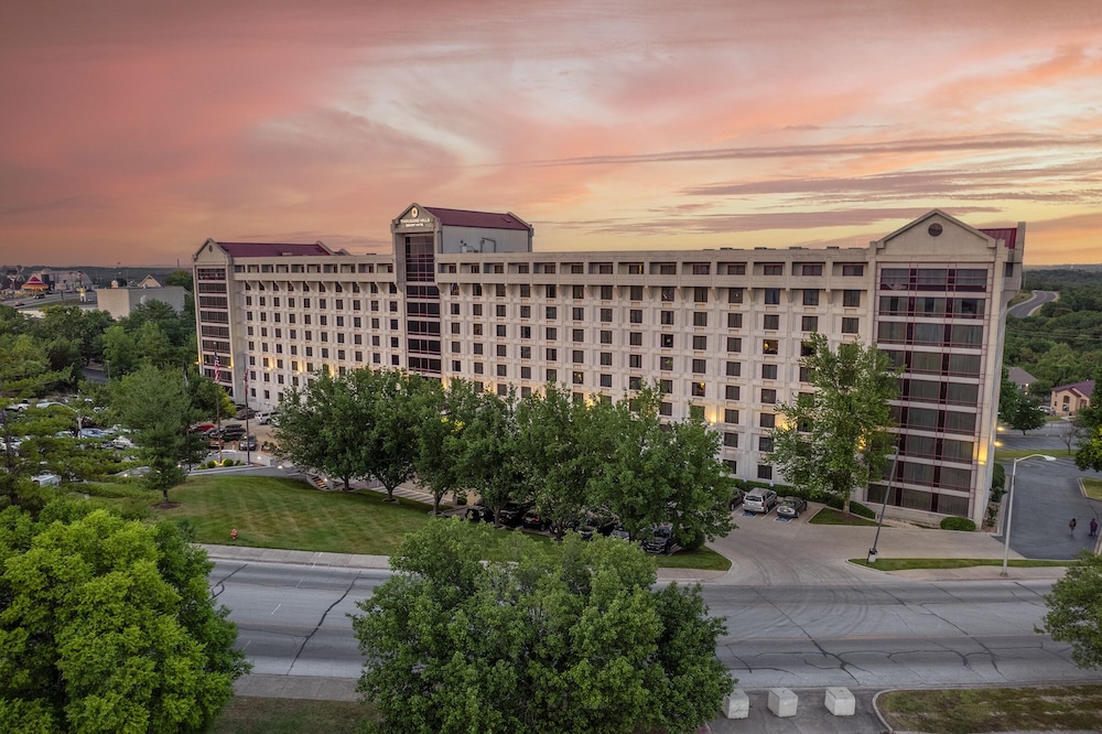 thousand hills condo resort