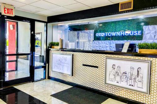 oyo townhouse inn jacksonville near little rock