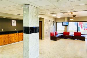 oyo townhouse inn jacksonville near little rock
